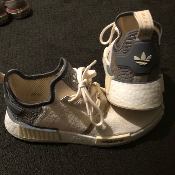 Shoes | Women Adidas Originals Nmd R1reptile | Poshmark